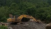 KPH Dolago-Tanggunung benarkan ekskavator sitaan beroperasi kembali di Peti Tombi