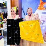 Batik Bomba khas Kabupaten Parigi Moutong di perkenalkan kepada masyarakat luas lewat HUT ke-46 Dekranasda di Makassar, Sulawesi Selatan, Jumat (10/7/2026). Foto: Kominfo Parimo